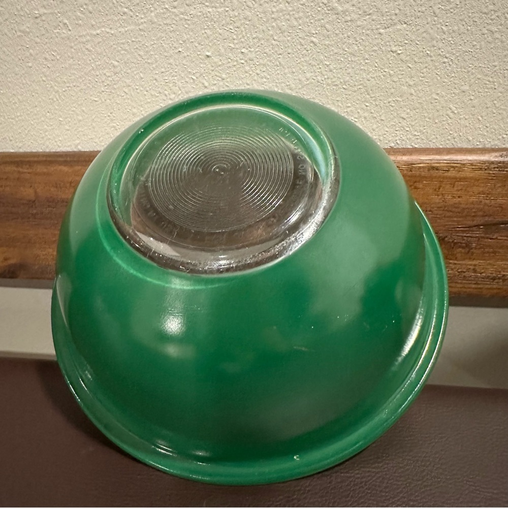Vintage 90s Pyrex Hunter Green & Clear Bottom Nesting Bowl 323